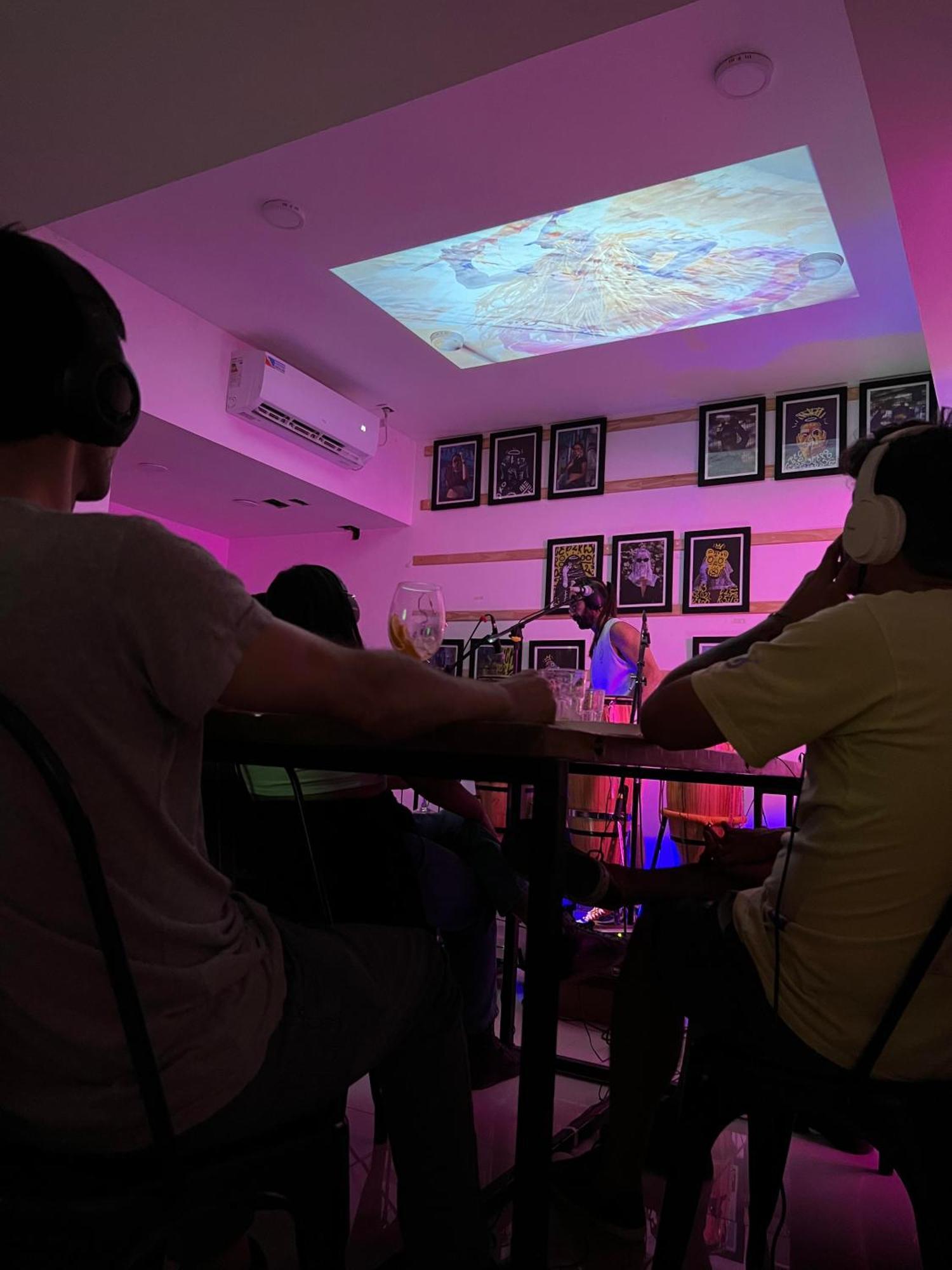 Black Star Art Hostel Неукен Екстер'єр фото