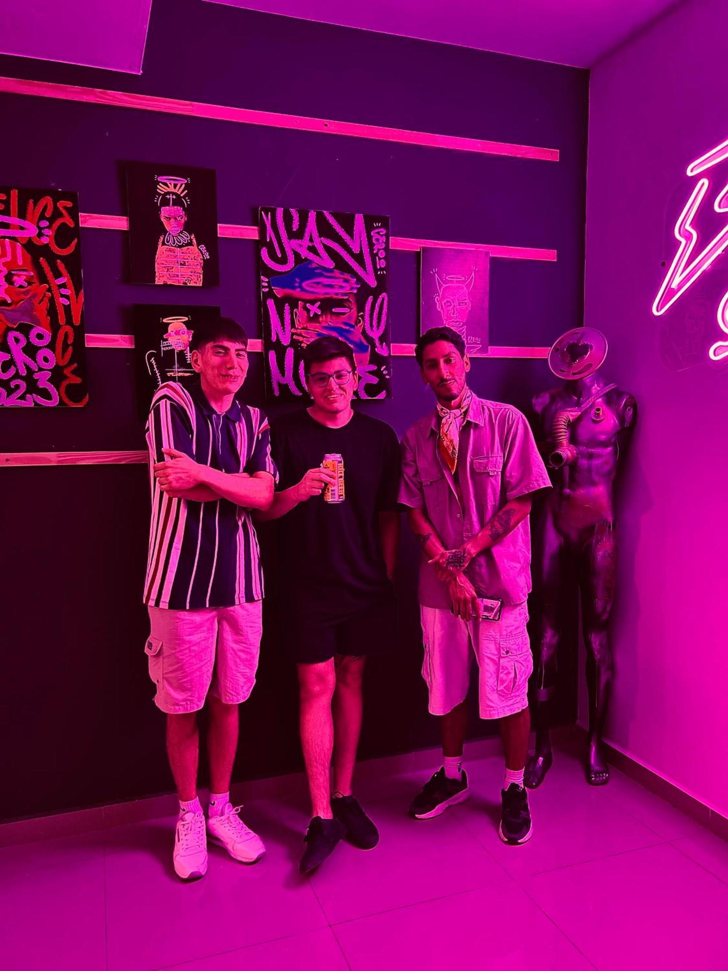 Black Star Art Hostel Неукен Екстер'єр фото